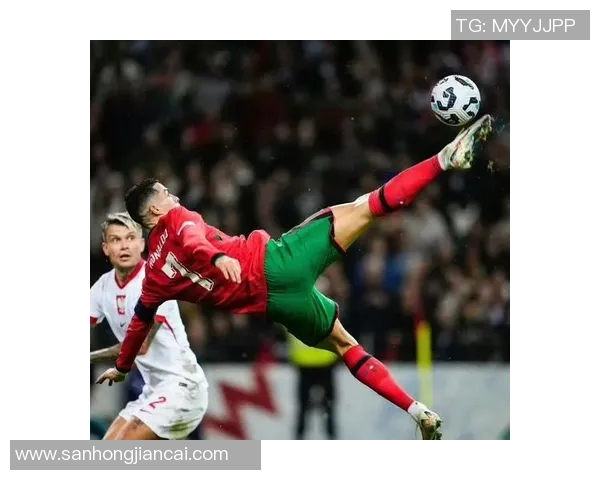 绝技大揭秘：足球巨星的神秘绝招全解析